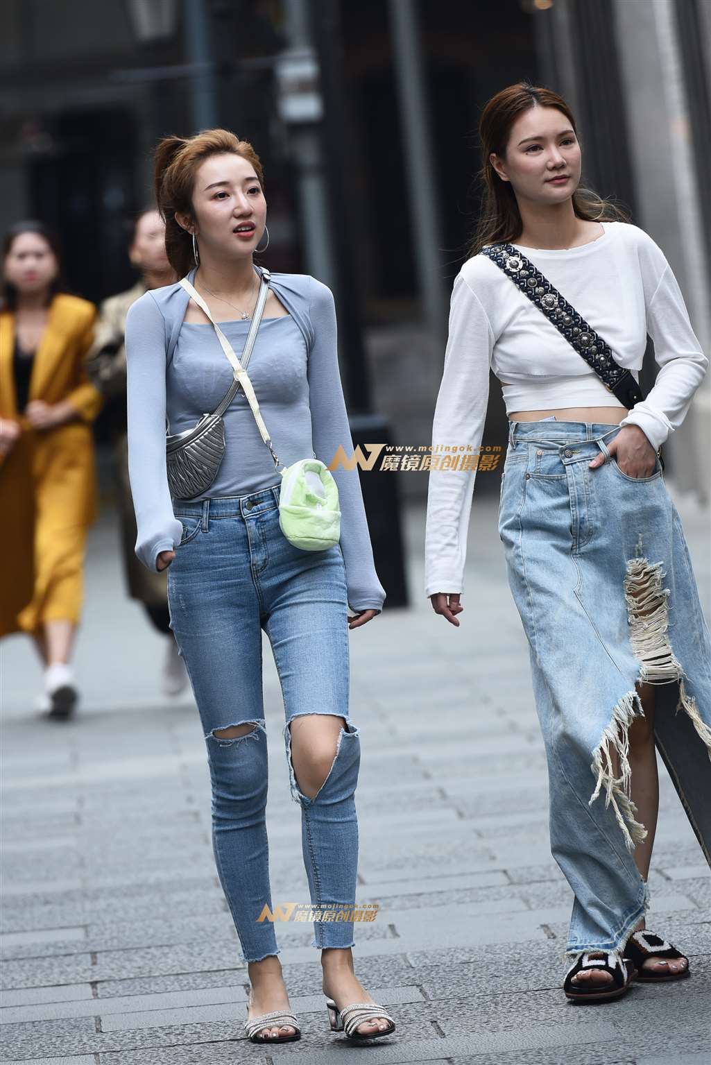 图片[1]-【咔喳赛贴】好闺密-街拍流行馆