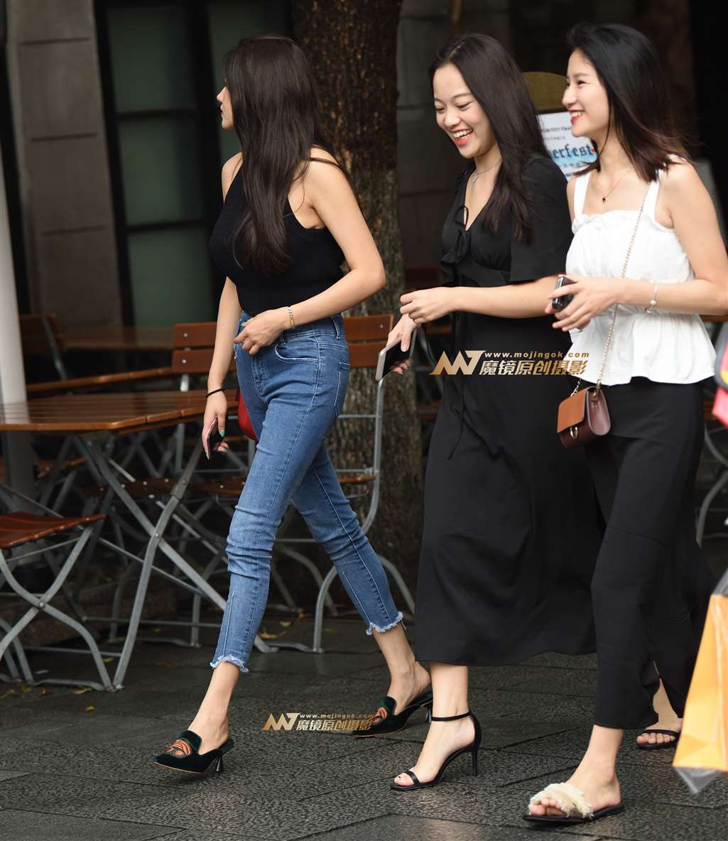 图片[5]-开心的一群女女-街拍流行馆