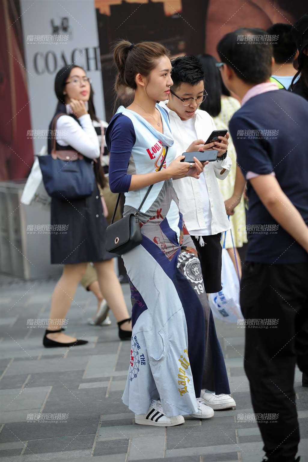 图片[5]-清秀可人文静的气质-街拍流行馆