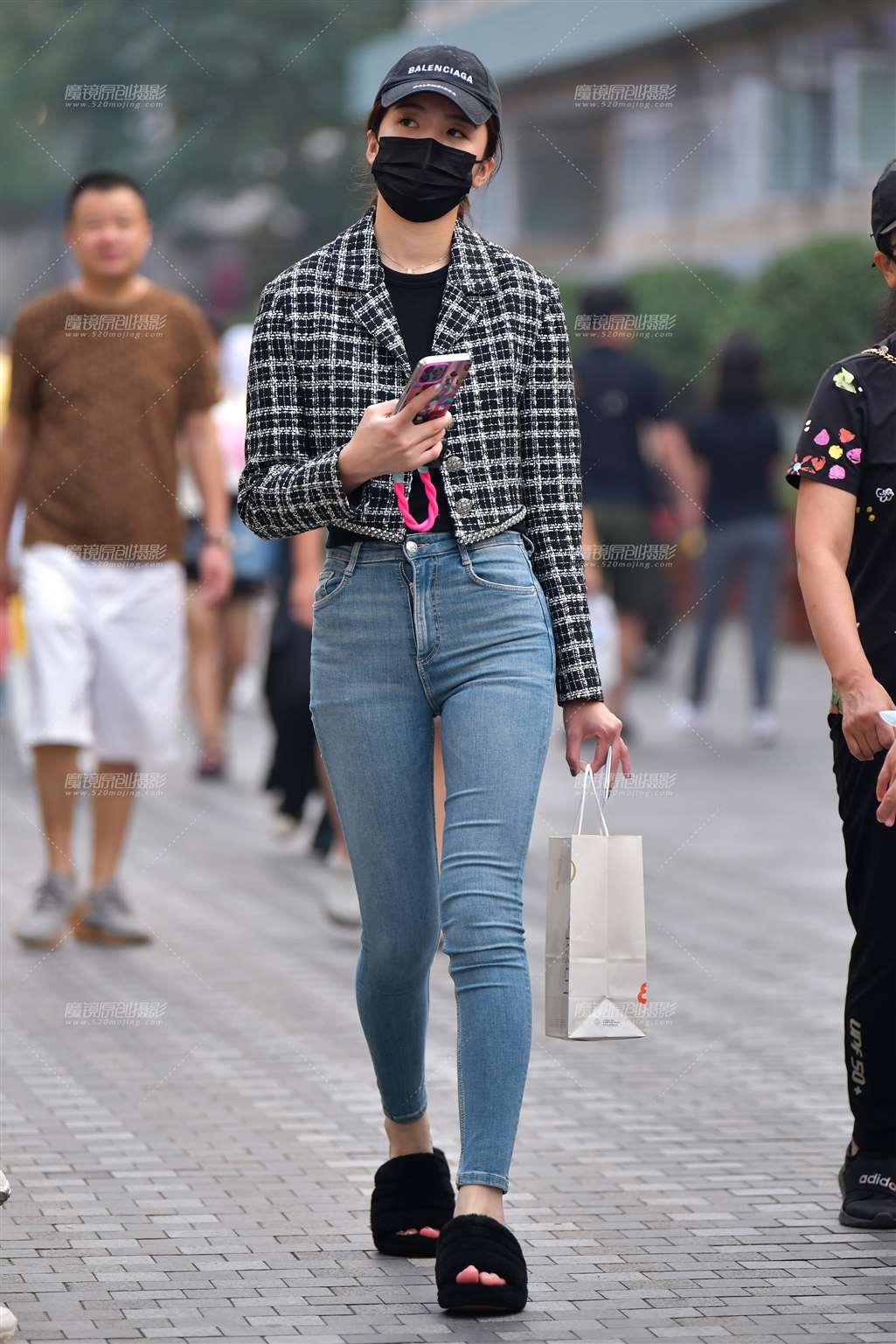 图片[5]-苗条紧身牛仔裤美女-街拍流行馆