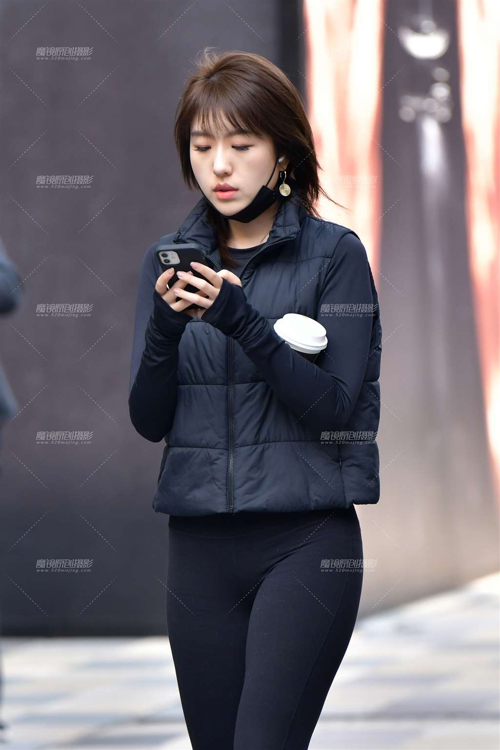 图片[5]-热咖啡紧身裤美女-街拍流行馆