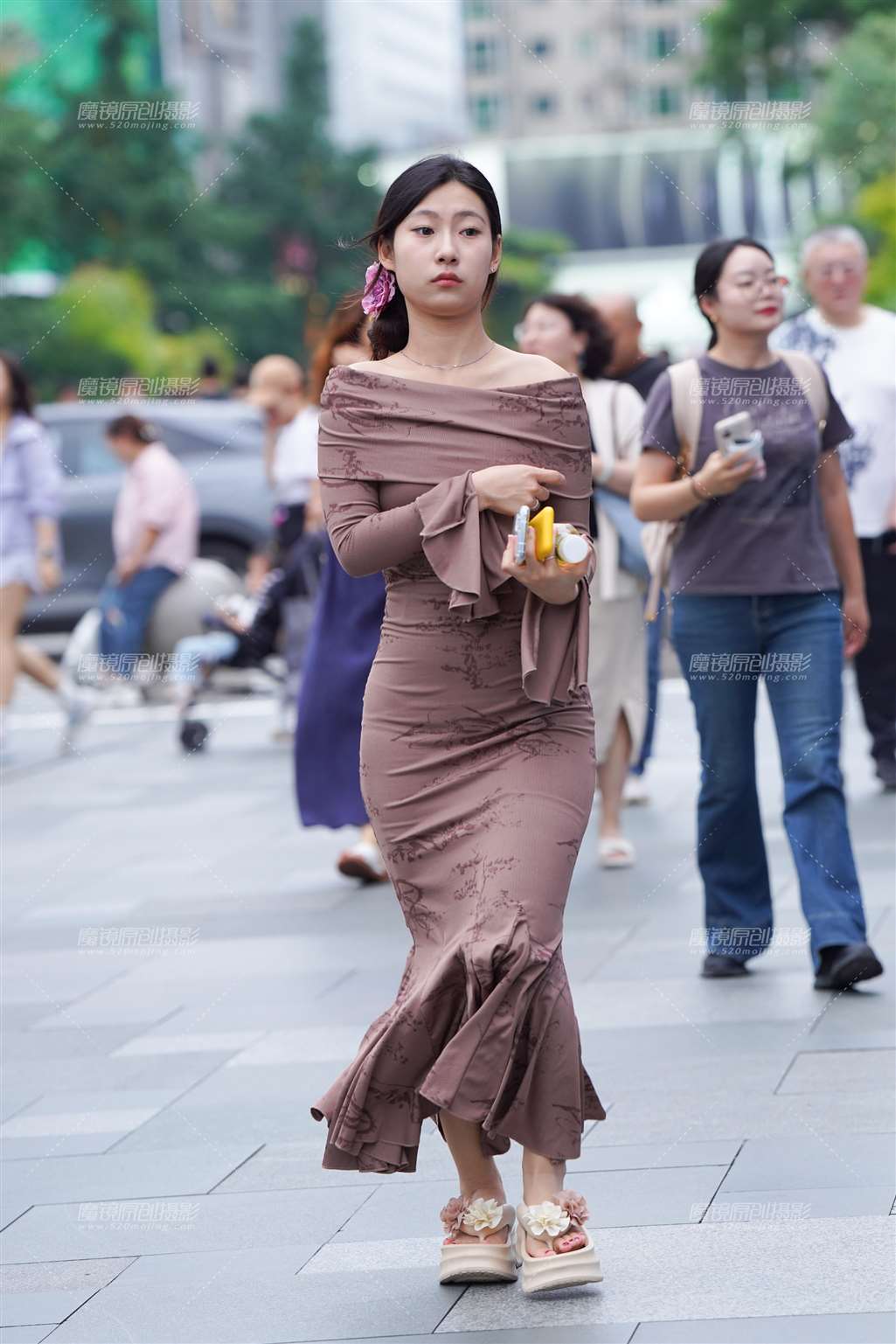 图片[1]-圆润-街拍流行馆