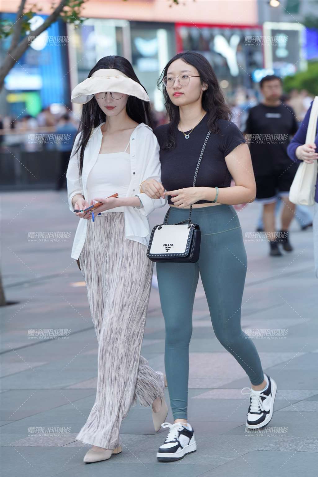 图片[1]-lulu裤的魅力-街拍流行馆