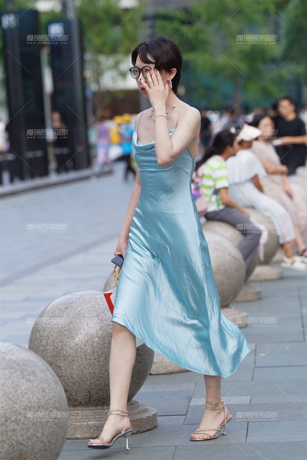 图片[4]-短发好身姿-街拍流行馆