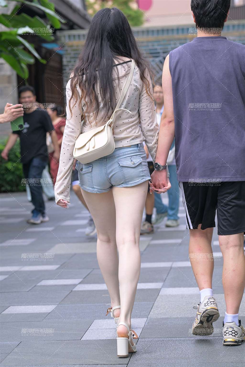 图片[2]-超白嫩邻家小妹-街拍流行馆